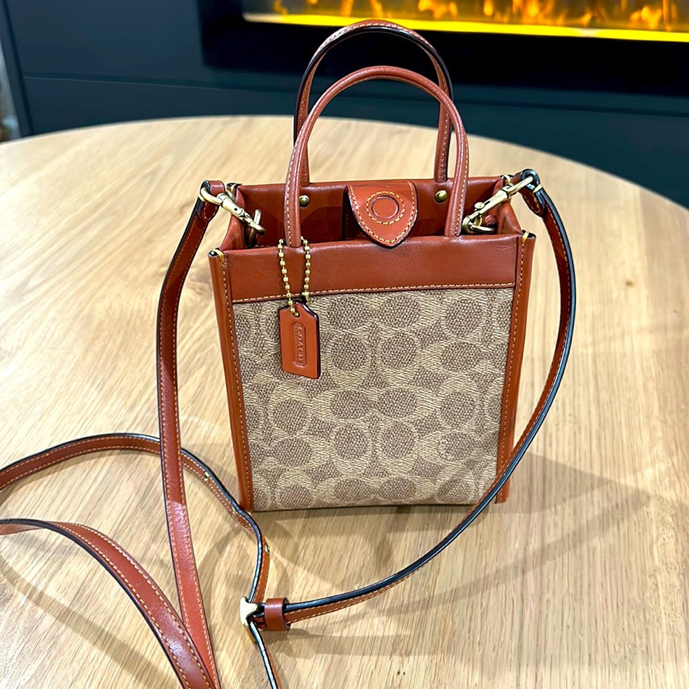 Coach Mini Cashin Signature Canvas Tote